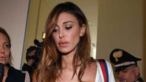 Belen Rodriguez t-shirt bianca