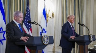 Netanyahu vola a Washington, tensioni in Cisgiordania e la Siria spinge per accordo