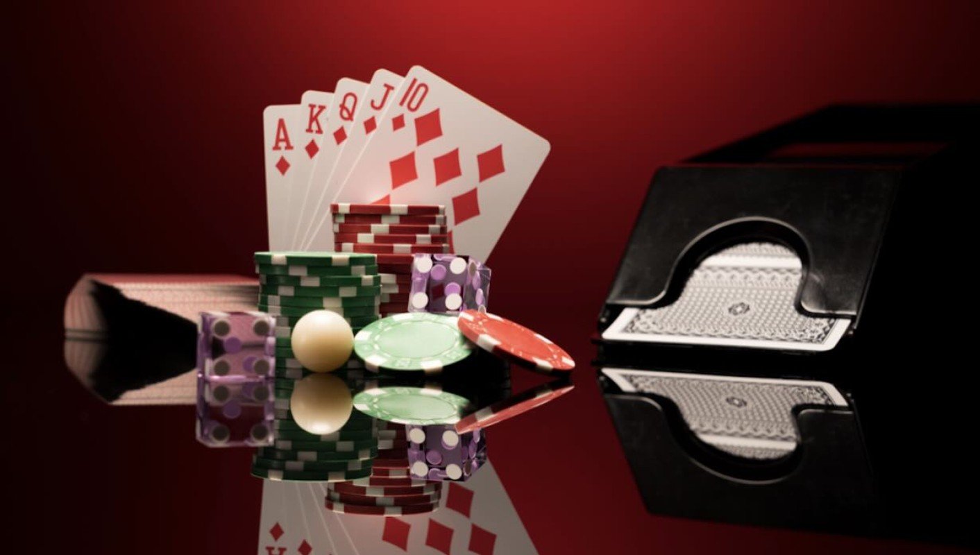 Vent’anni di poker competitivo in Italia: dalla legalità al successo internazionale