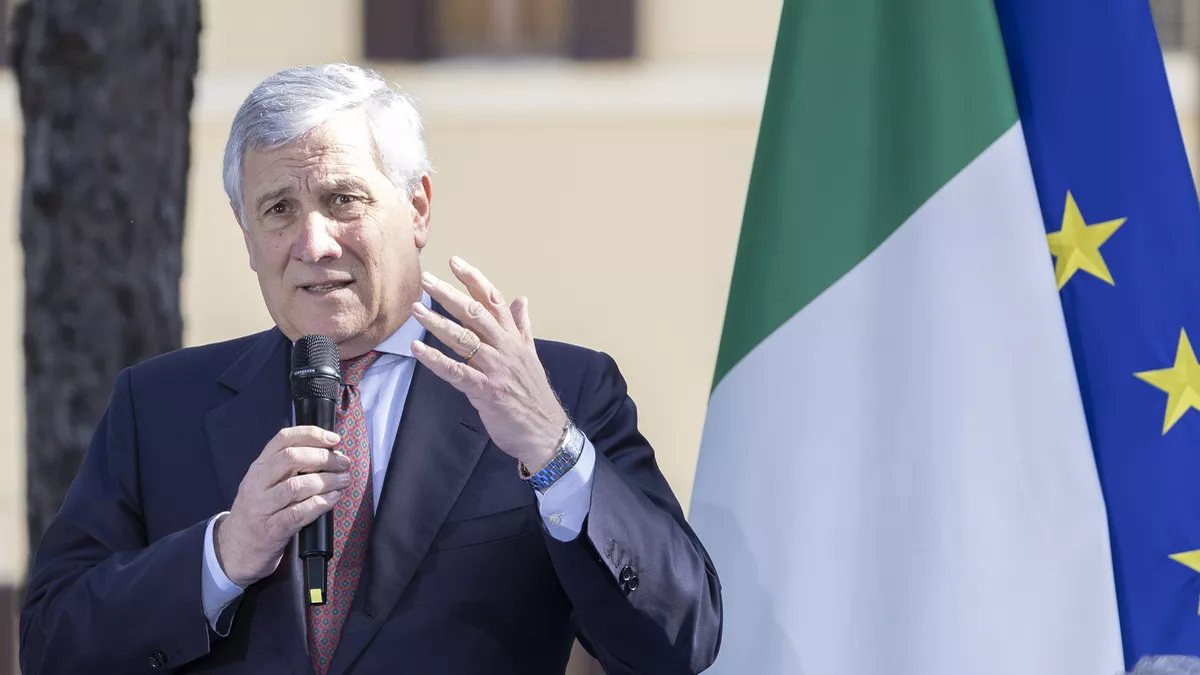 Fondo Safe UE: il governo italiano ha “prenotato” 14,9 miliardi, ma non si può “riservare” come ha detto Tajani
