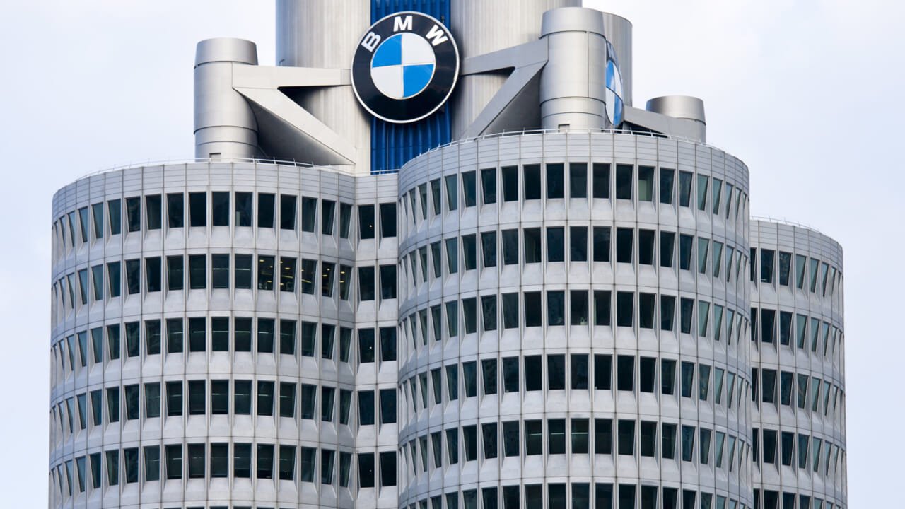 Bmw annuncia piano di ristrutturazione per risparmiare un miliardo di euro