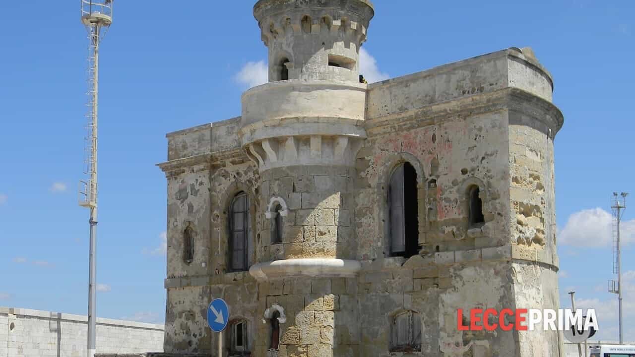 Il Lanternino del porto di Gallipoli sarà acquisito dal Comune per il restauro