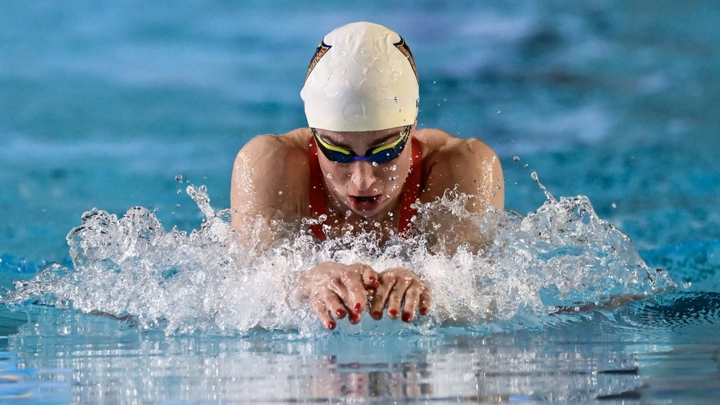 Lisa Angiolini firma il tris nella rana, Tassan-Caser super nei 100 sl ai campionati italiani di categoria