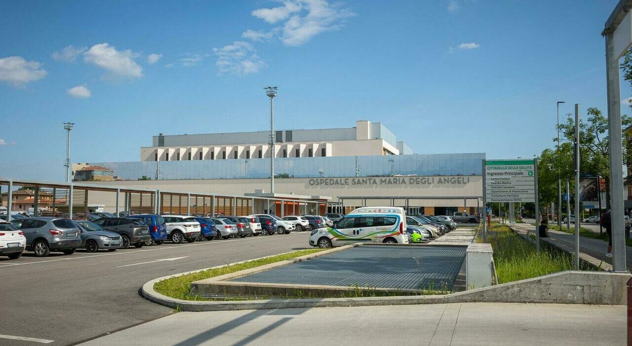 Chiusura del reparto di dermatologia per venti giorni a causa di mancanza di personale