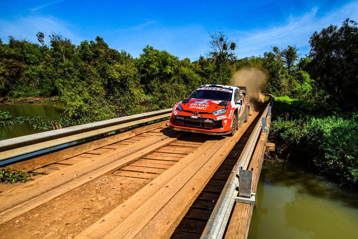 Rally del Paraguay 2026, Day 1: Pajari domina in un’apertura caotica per forature e incidenti