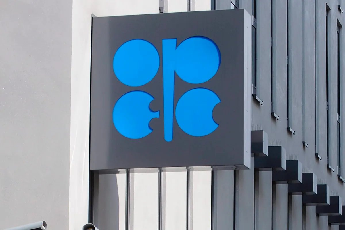 La OPEP+ aumenta la produzione di petrolio di 188.000 barili al giorno a settembre
