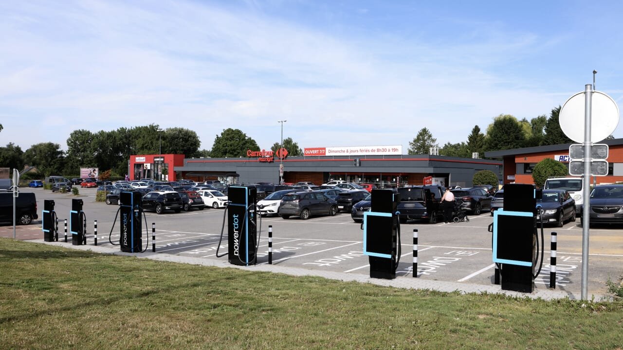 La Belgio, tra i migliori in Europa per la rete di ricarica elettrica, ma il futuro richiede ulteriori investimenti