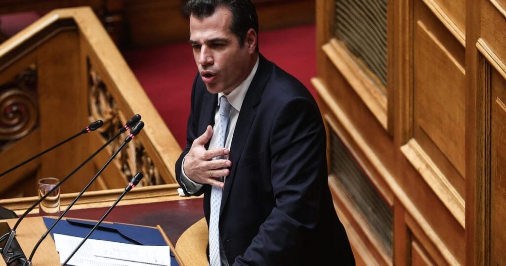 Grecia propone espulsione immediata dei richiedenti asilo rifiutati