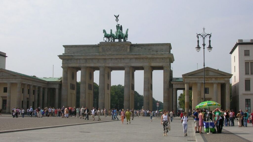 Germania, tensioni sul settore immobiliare dopo il voto a Berlino