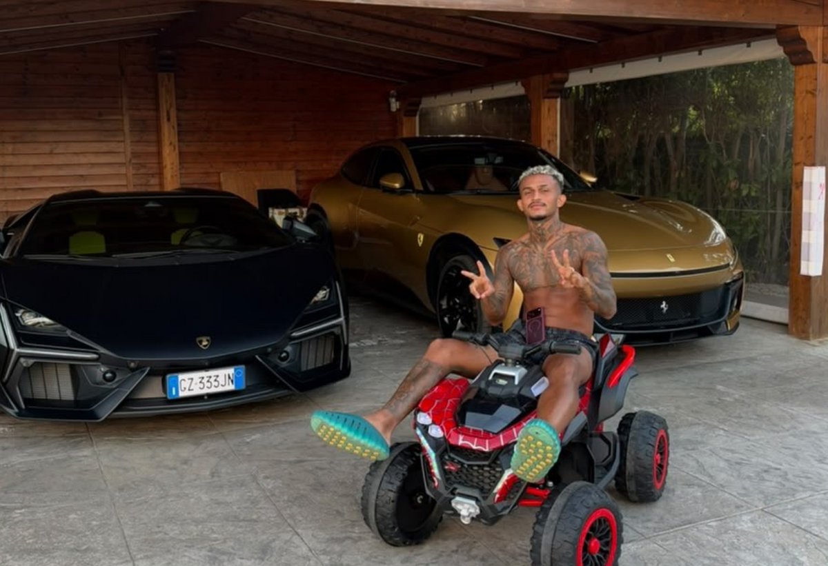 Hobby e passioni dei calciatori giallorossi: da Lego a auto di lusso