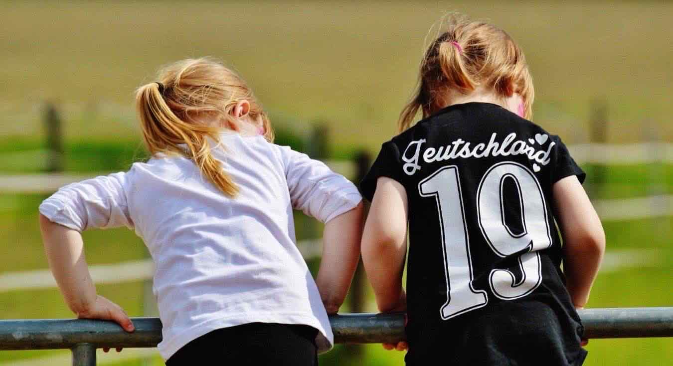Bambine non vogliono tornare dal padre: la Cassazione ascolta la loro volontà