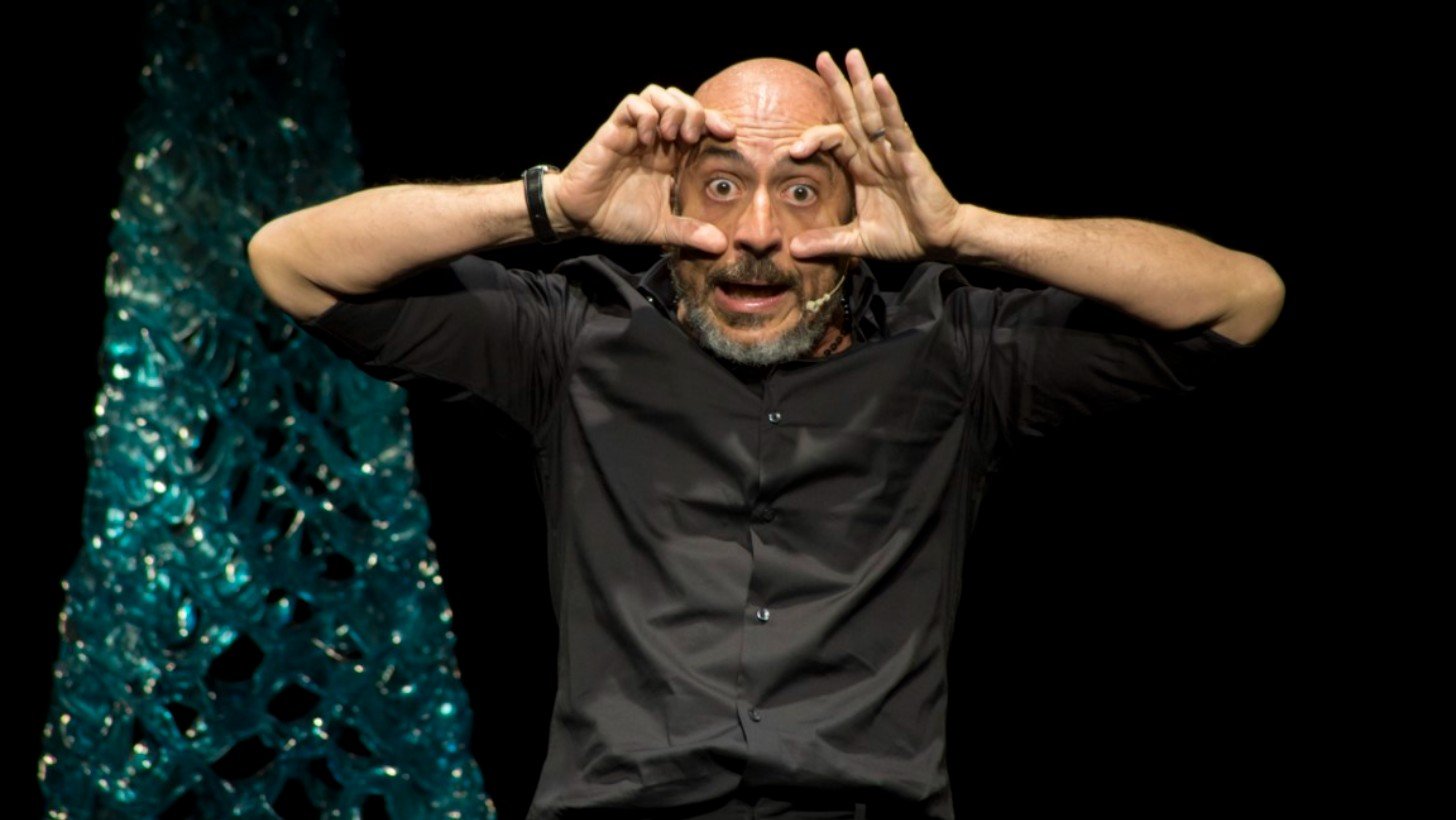 Roberto Ciufoli torna al Festival Storie con “Ridere in ordine alfabetico” a Falerone